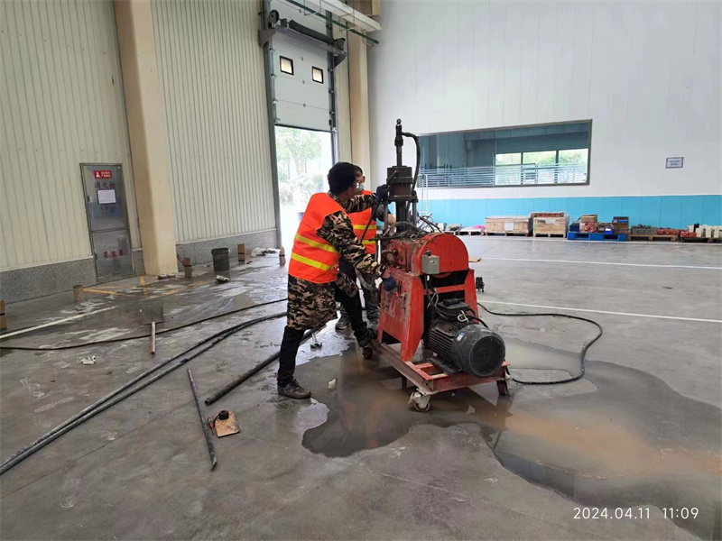 昆明厂房地面下沉塌陷注浆加固施工